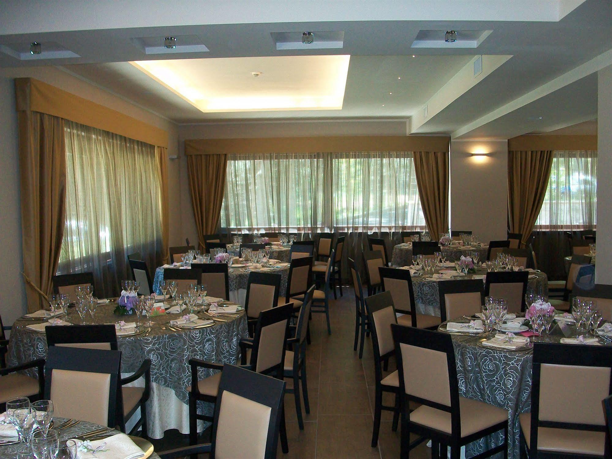 Parco Dei Pini - Sila Wellness Hotel ตาแวร์นา ภายนอก รูปภาพ